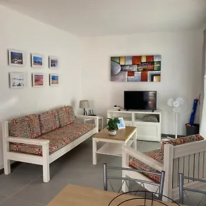 apartamento-delia-castillo.in-canary-islands.com/